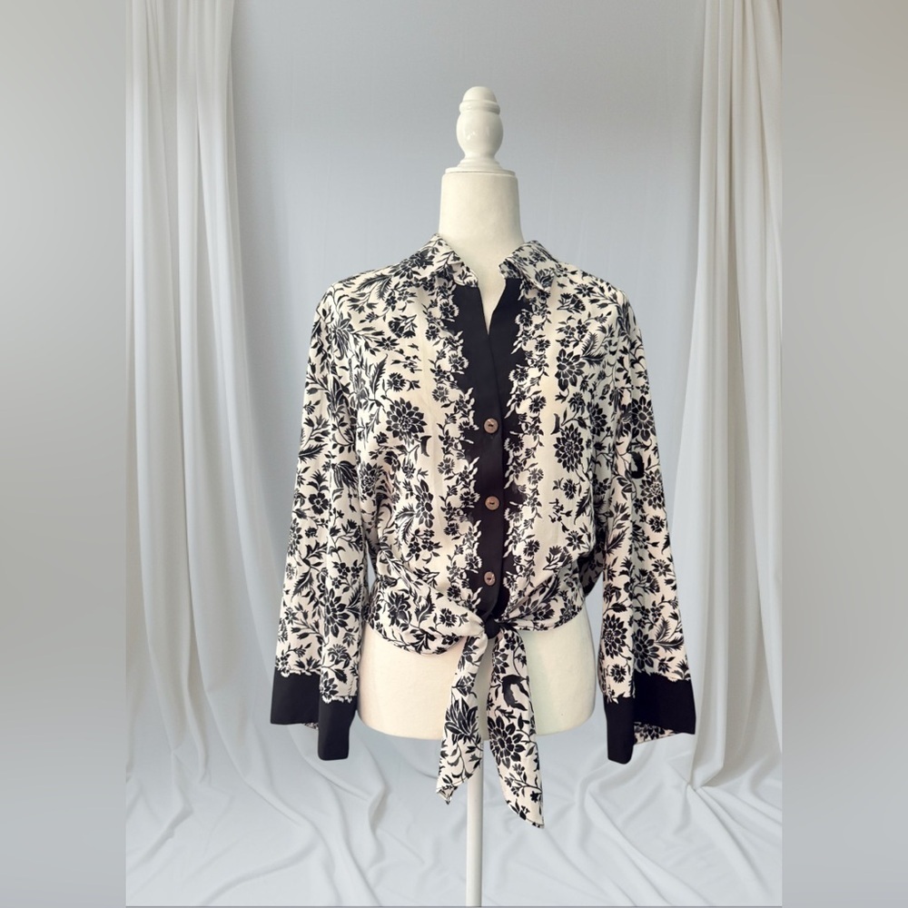 Flora long sleeve top